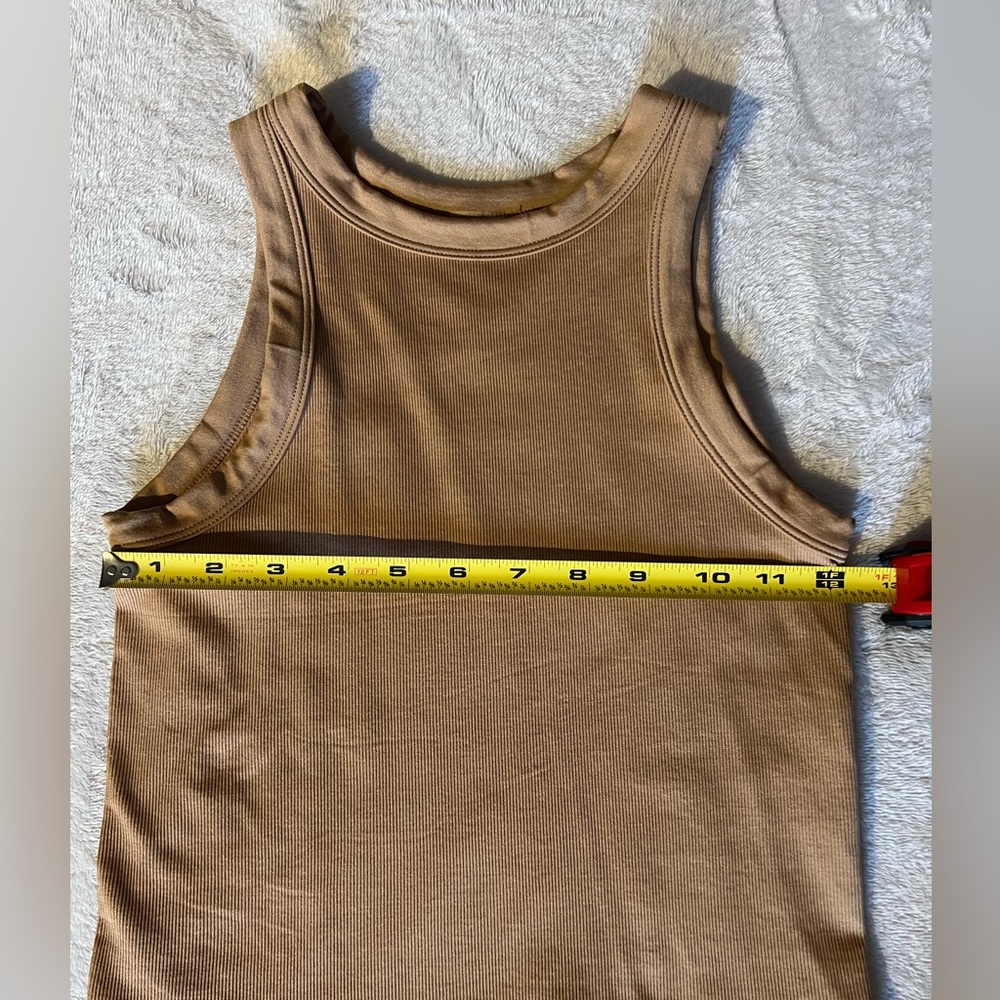Dynamic High Neck Tank - Picture 2 of 4